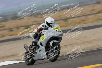 media/Sep-10-2022-SoCal Trackdays (Sat) [[a5bf35bb4a]]/Turn 11 (11am)/